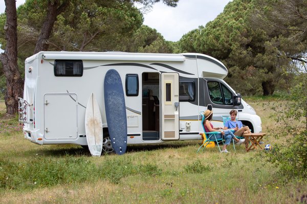 Luxueuses vacances en location de mobil home sur Camaret-sur-Mer dans un camping pas cher